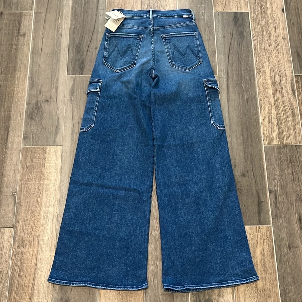 NWT MOTHER The Undercover Cargo Sneak Opposites Attract Jeans Size 32 - Picture 7 of 13